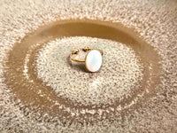 bague fine dentelé nacre blanche pierre ovale sophie bijoux