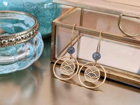 boucles d'oreilles pendantes ajourées perle labradorite Sophie Bijoux
