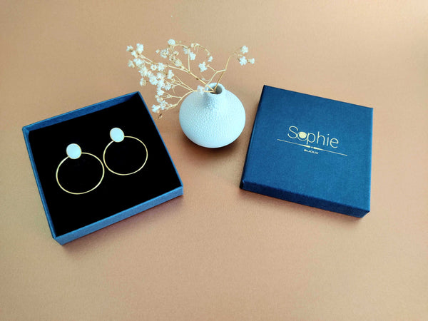 boucles oreilles pierre ovale nacre blanche boucles oreilles devant derrière amovible sophie bijoux