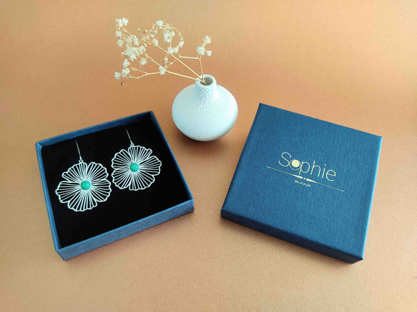 boucles oreilles pendantes fleurs argenté agate verte écrin Sophie bijoux