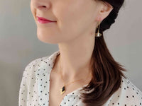 boucles oreilles pendantes ginkgo doré goutte blanche Sophie Bijoux