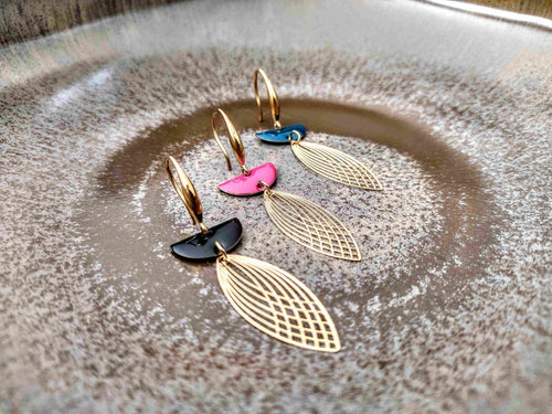 boucles oreilles pendantes navette demi-lune bleue noire fuchsia sophie bijoux