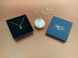 collier pendentif goutte facetté vert émeraude  écrin Sophie Bijoux