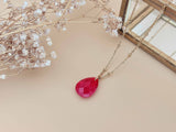 collier pendentif goutte facetté rouge rubis Sophie Bijoux