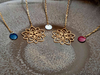 marque page bijou fleur or bleu , blanc et bordeaux Sophie Bijoux