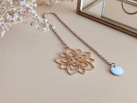 Marque-page bijou fleur or et blanc Sophie Bijoux