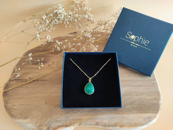 coffret cadeau collier pendentif vert émeraude