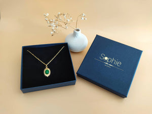 Collier pendentif allongé agate verte coffret écrin sophie bijoux